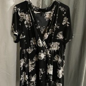 torrid Black and White Floral Wrap Midi Dress